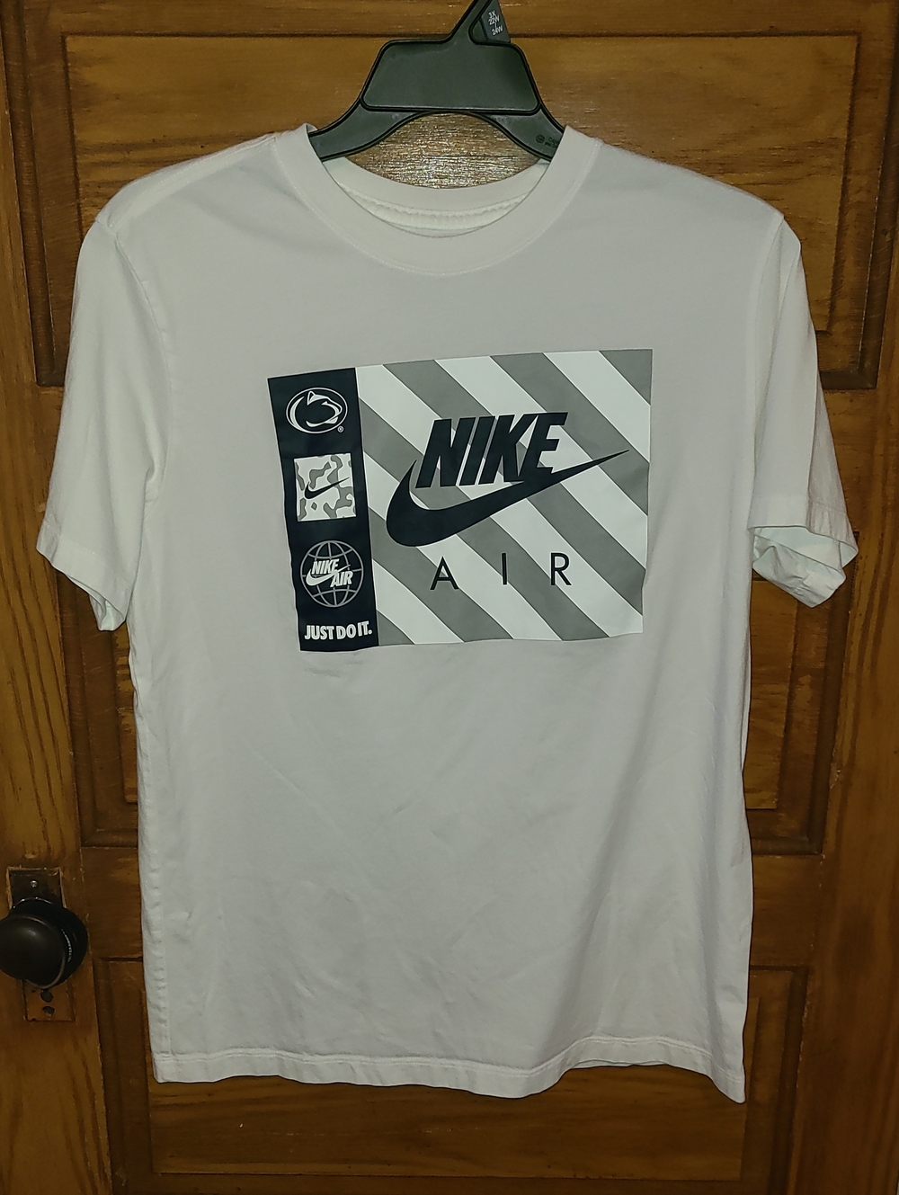Nike White Short Sleeve Tee with Penn State Nike Air Graphic